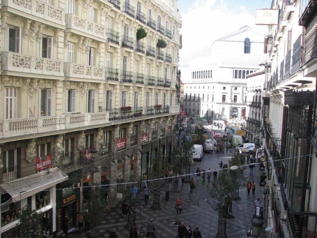 Hostal Ivor Madrid Eksteriør bilde