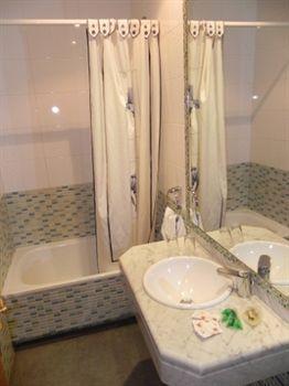 Hostal Ivor Madrid Eksteriør bilde